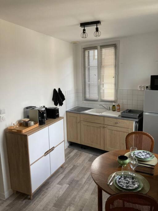 Cosy Appartement Hyper Centre Bernay  Exterior photo